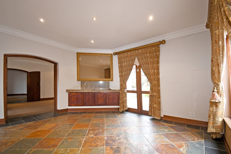 5 Bedroom Property for Sale in Bedfordview Gauteng