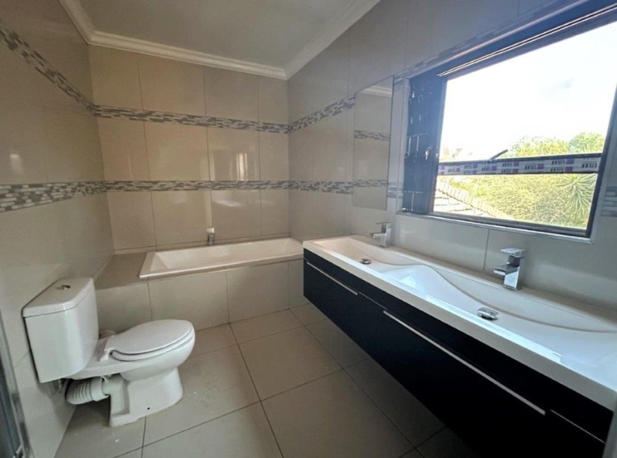 4 Bedroom Property for Sale in Dowerglen Ext 3 Gauteng