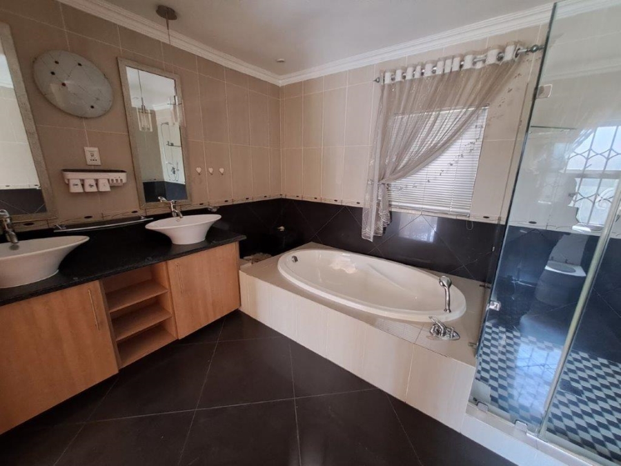 3 Bedroom Property for Sale in Elma Park Gauteng