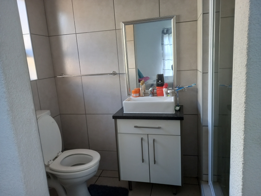 2 Bedroom Property for Sale in Ravenswood Gauteng