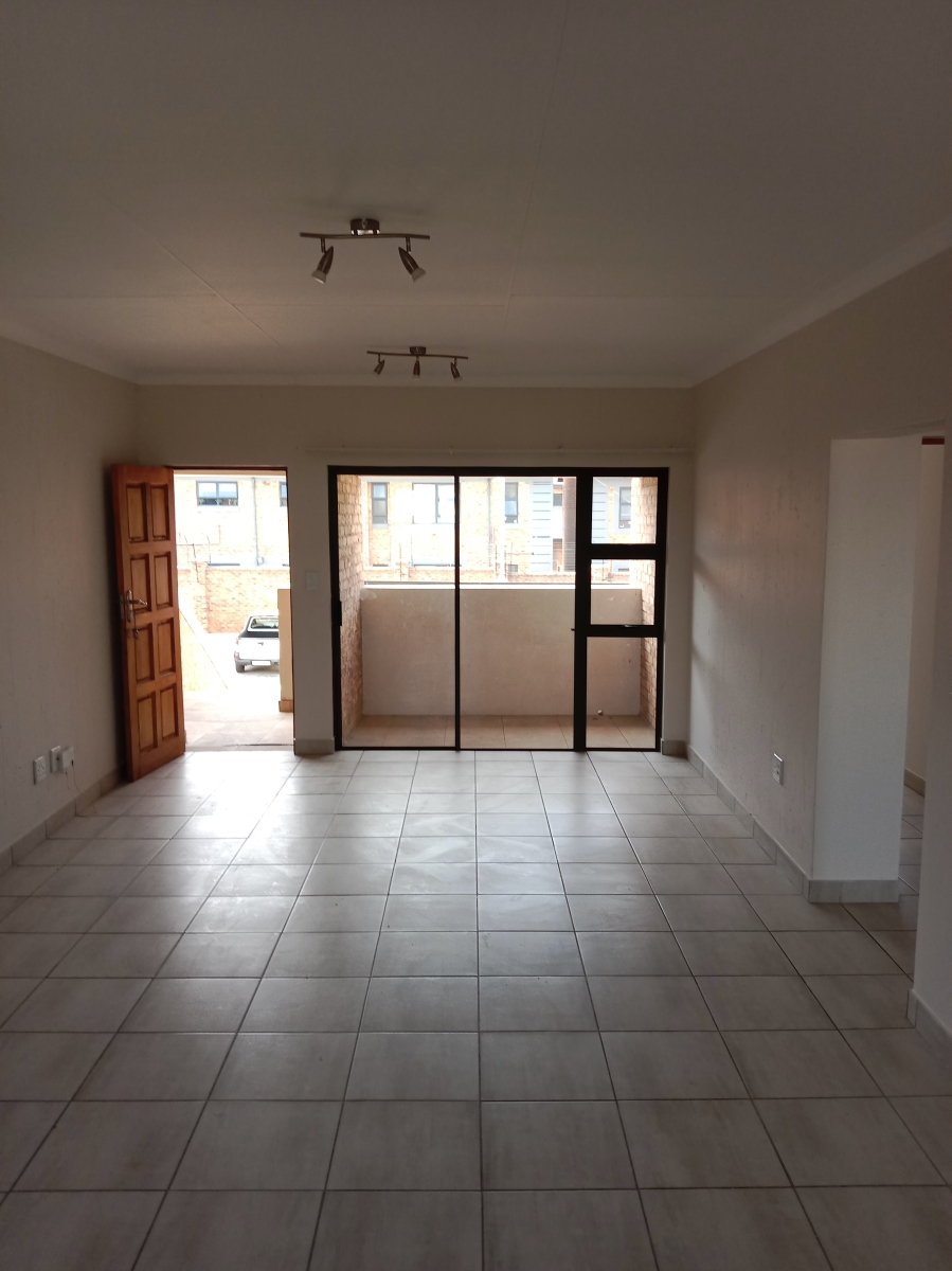 2 Bedroom Property for Sale in Beyers Park Gauteng