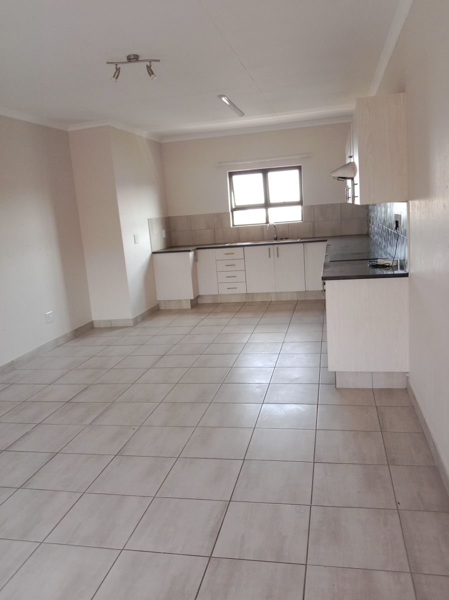 2 Bedroom Property for Sale in Beyers Park Gauteng