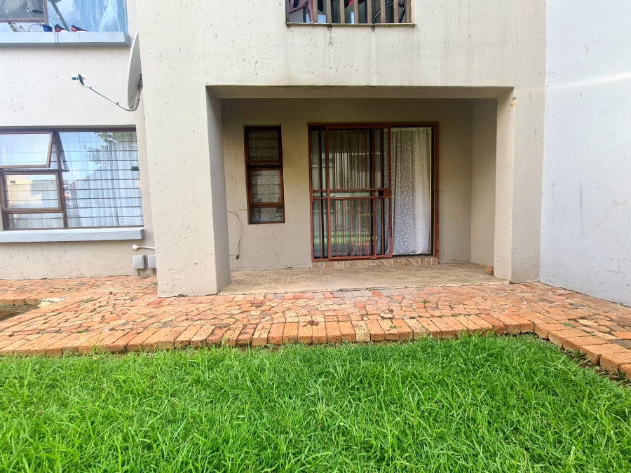 2 Bedroom Property for Sale in Eveleigh Gauteng