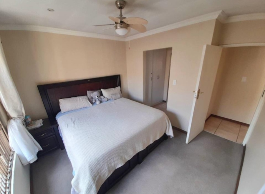 3 Bedroom Property for Sale in Hughes Gauteng