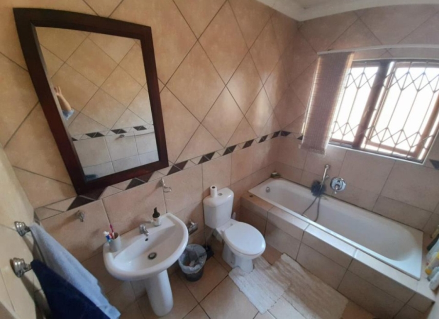 3 Bedroom Property for Sale in Hughes Gauteng