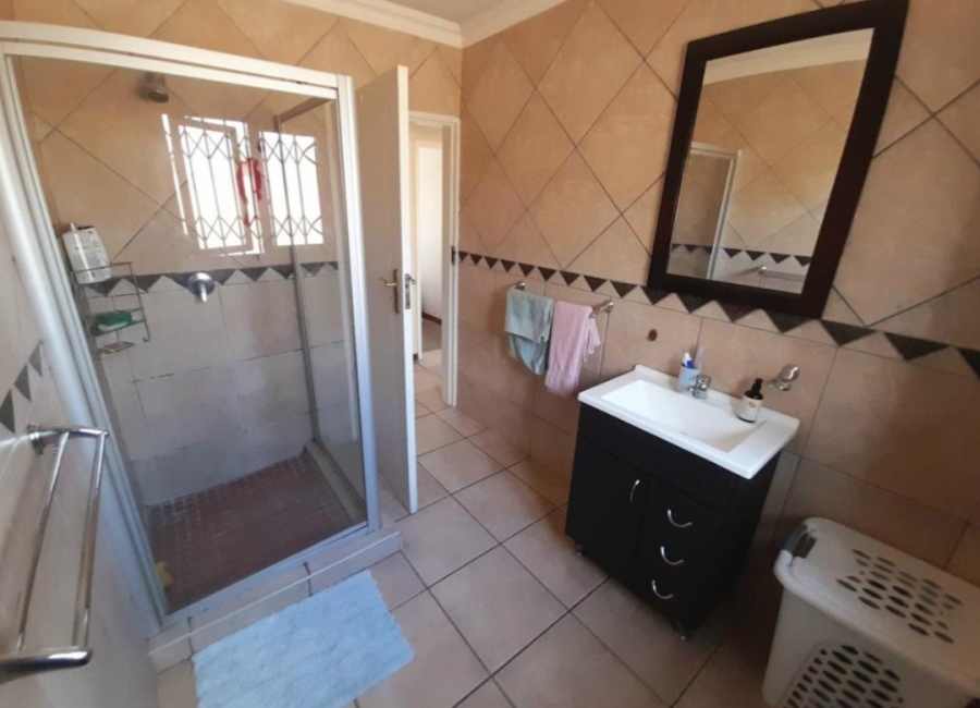 3 Bedroom Property for Sale in Hughes Gauteng