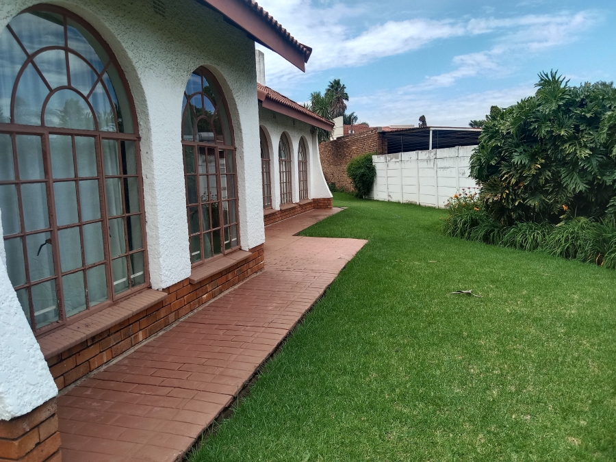 4 Bedroom Property for Sale in Beyers Park Gauteng