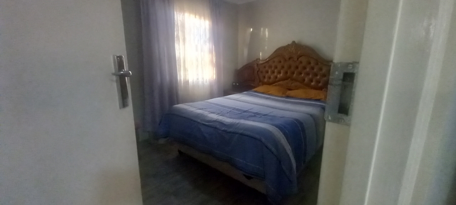 2 Bedroom Property for Sale in Windmill Park Gauteng