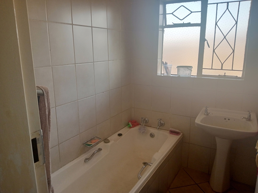 2 Bedroom Property for Sale in Berton Park Gauteng