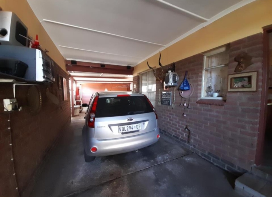 3 Bedroom Property for Sale in Dal Fouche Gauteng