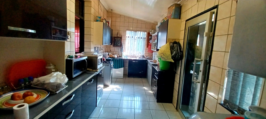 5 Bedroom Property for Sale in Brakpan Central Gauteng