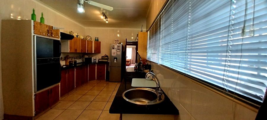 4 Bedroom Property for Sale in Kenleaf Gauteng