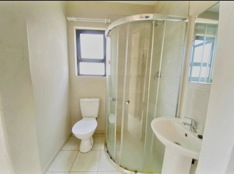 3 Bedroom Property for Sale in Kenleaf Gauteng