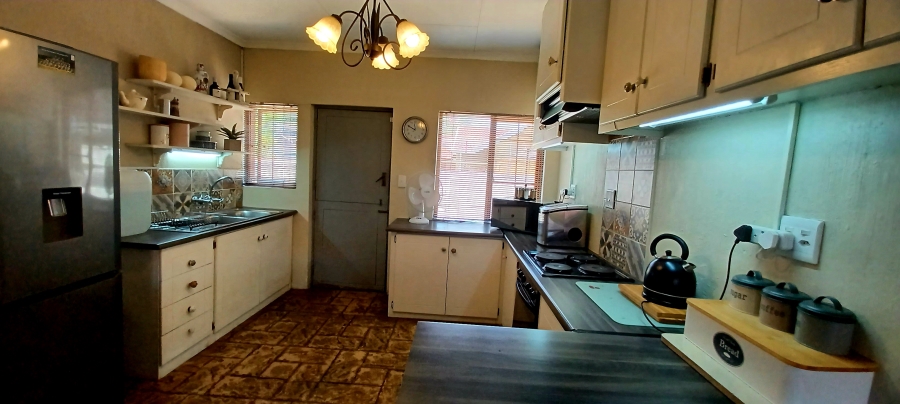 3 Bedroom Property for Sale in Dal Fouche Gauteng