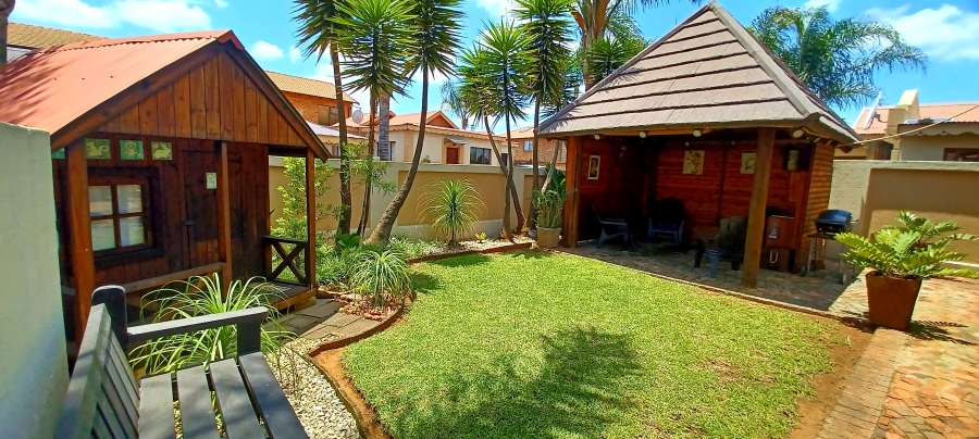 3 Bedroom Property for Sale in Dal Fouche Gauteng