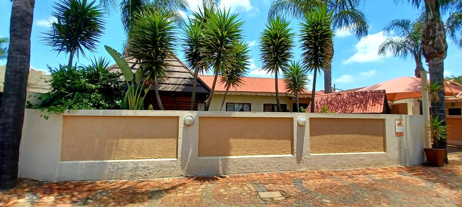 3 Bedroom Property for Sale in Dal Fouche Gauteng