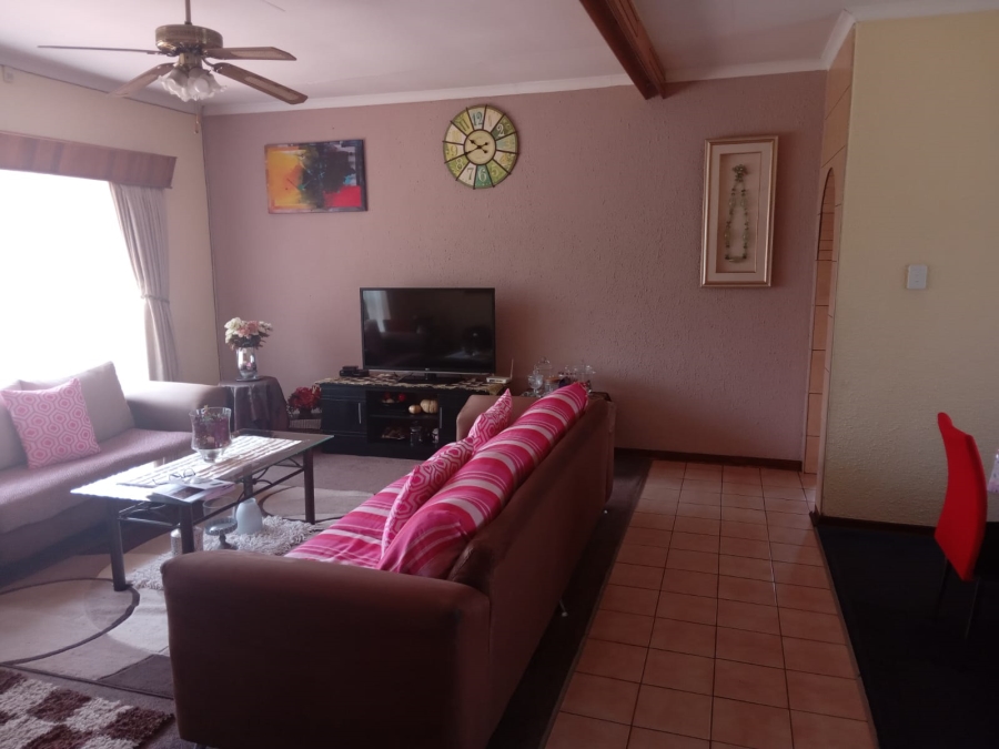 3 Bedroom Property for Sale in Persida Gauteng