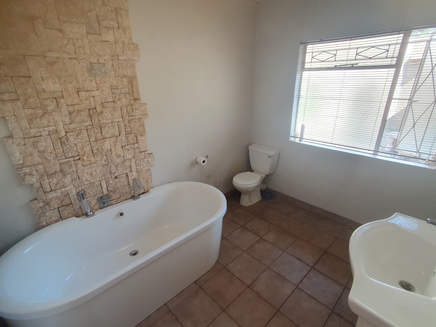 3 Bedroom Property for Sale in Edelweiss Gauteng