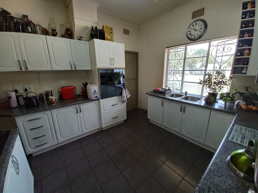 3 Bedroom Property for Sale in Selection Park Gauteng