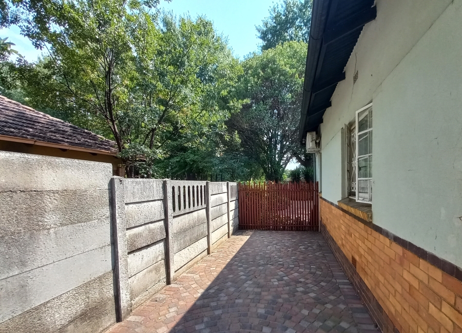 3 Bedroom Property for Sale in Selection Park Gauteng