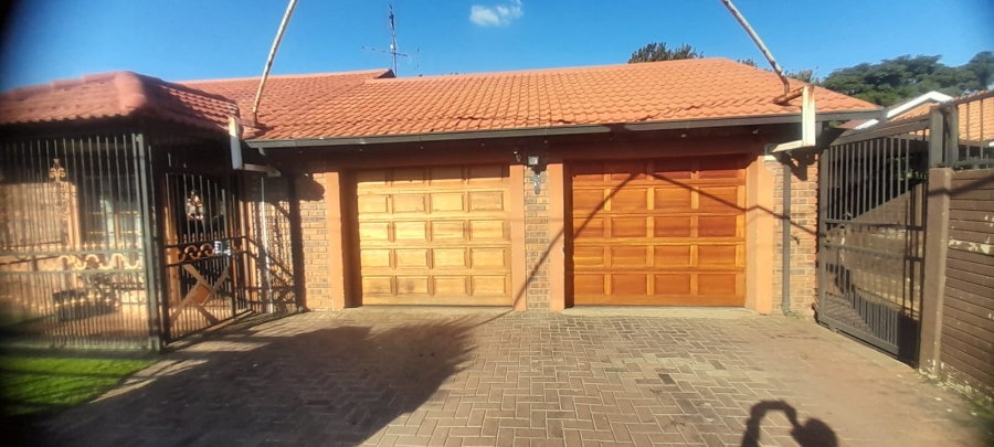 3 Bedroom Property for Sale in Anzac Gauteng