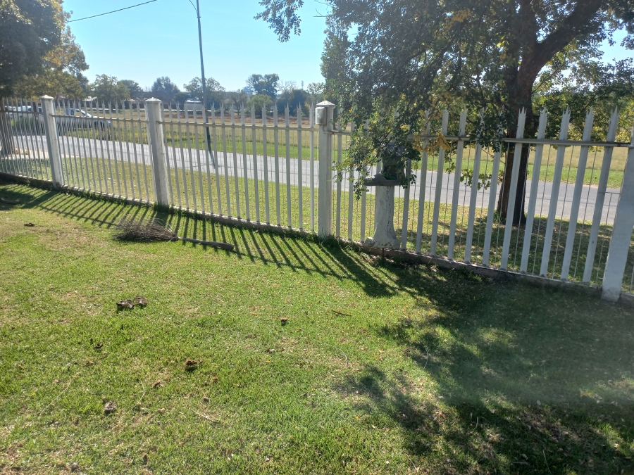 3 Bedroom Property for Sale in Noycedale Gauteng