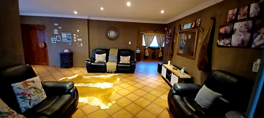 4 Bedroom Property for Sale in Dal Fouche Gauteng