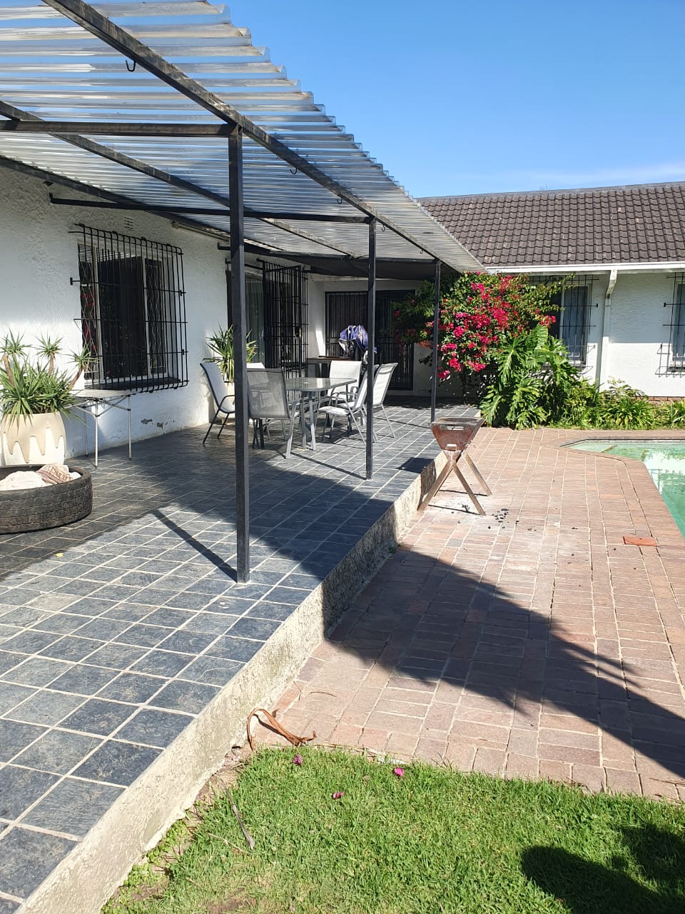 5 Bedroom Property for Sale in Farrarmere Gauteng