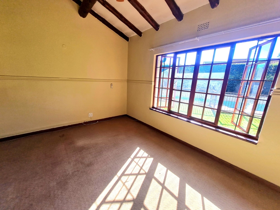 5 Bedroom Property for Sale in Doringkloof Gauteng