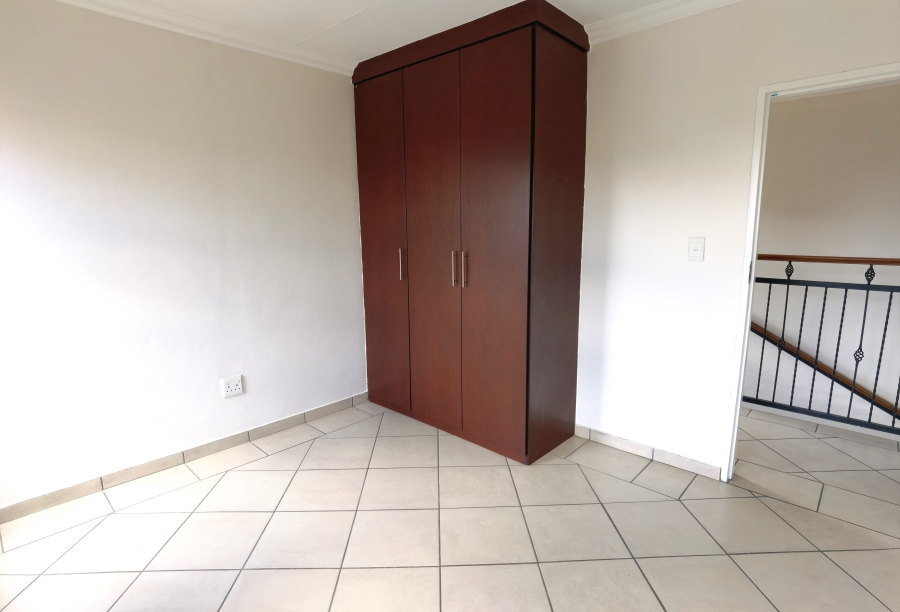 6 Bedroom Property for Sale in Valley View Estate Gauteng