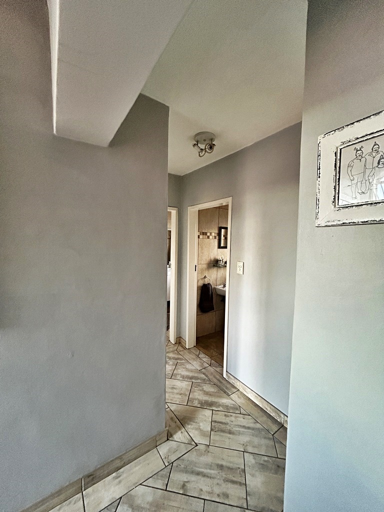 1 Bedroom Property for Sale in Eco Park Gauteng