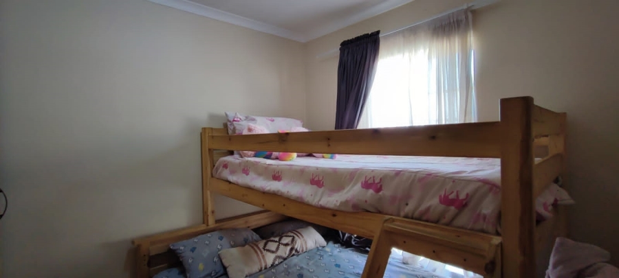 2 Bedroom Property for Sale in Thatch Hill Estate Gauteng