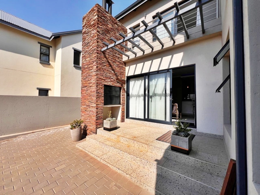 4 Bedroom Property for Sale in Golden Fields Estate Gauteng