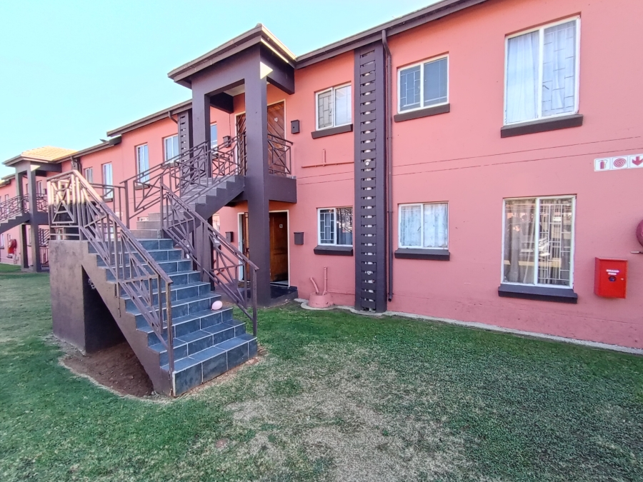 To Let 2 Bedroom Property for Rent in Terenure Gauteng