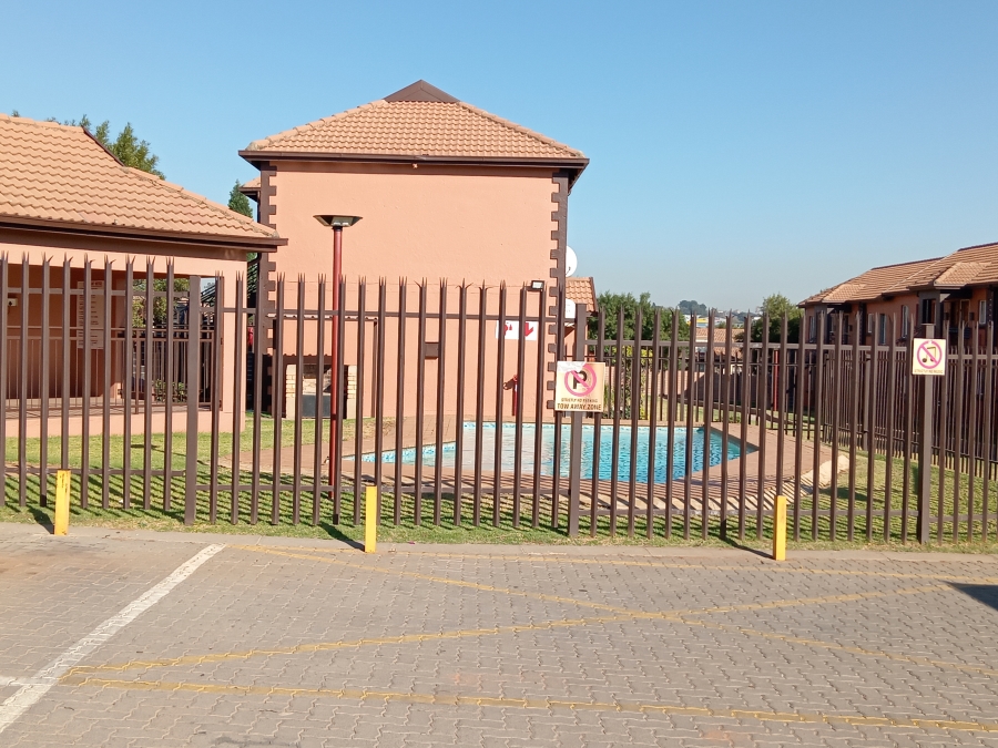 To Let 2 Bedroom Property for Rent in Terenure Gauteng