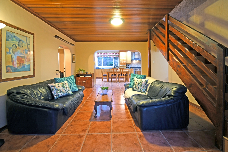 5 Bedroom Property for Sale in Fairland Gauteng