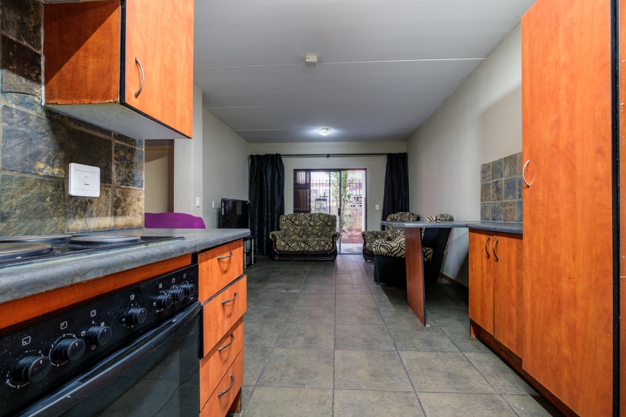 2 Bedroom Property for Sale in Sundowner Gauteng