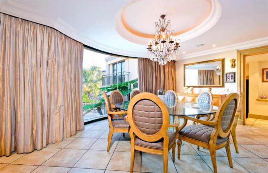 5 Bedroom Property for Sale in Floracliffe Gauteng