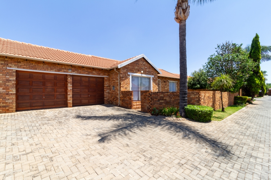 3 Bedroom Property for Sale in Willowbrook Gauteng