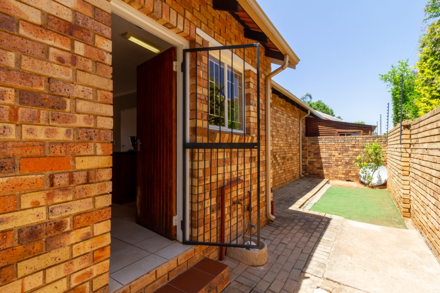 3 Bedroom Property for Sale in Willowbrook Gauteng