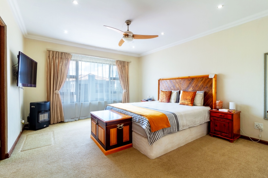 5 Bedroom Property for Sale in Willowbrook Gauteng