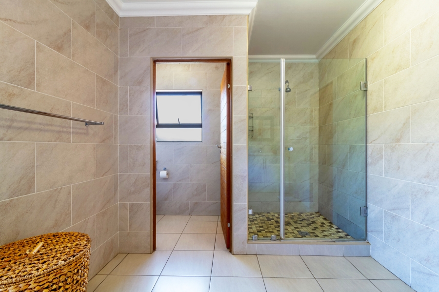 5 Bedroom Property for Sale in Willowbrook Gauteng