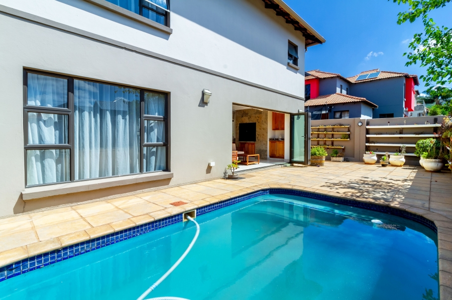 5 Bedroom Property for Sale in Willowbrook Gauteng