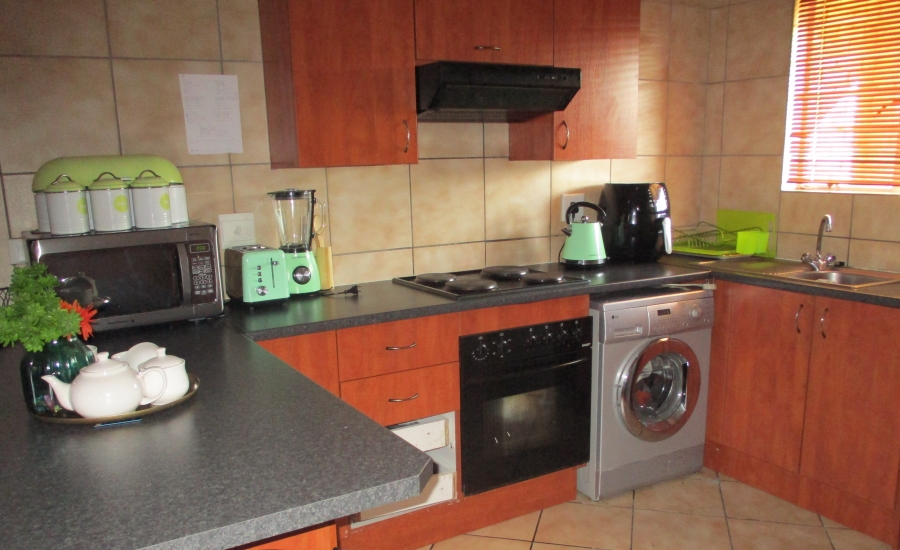 2 Bedroom Property for Sale in Wilro Park Gauteng