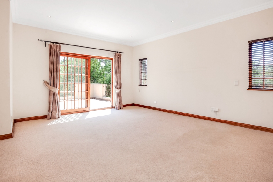 To Let 4 Bedroom Property for Rent in Bryanston Gauteng
