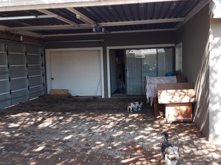 4 Bedroom Property for Sale in Verwoerdpark Gauteng