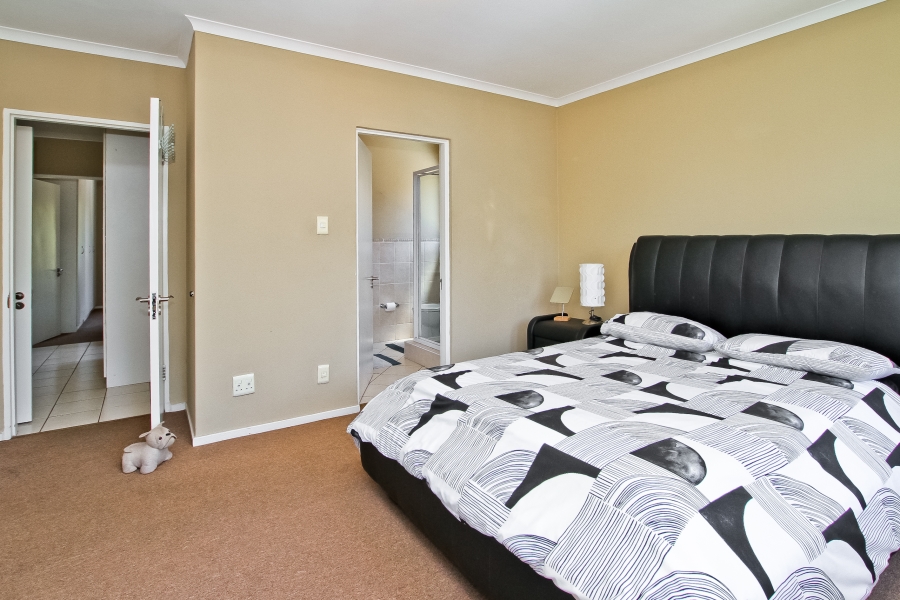 2 Bedroom Property for Sale in Rivonia Gauteng