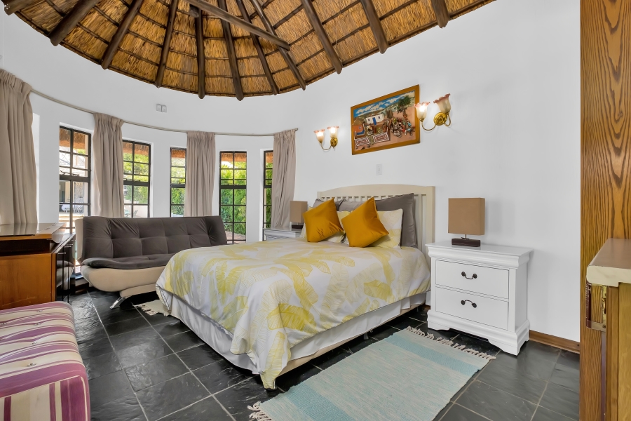 3 Bedroom Property for Sale in Hurlingham Manor Gauteng
