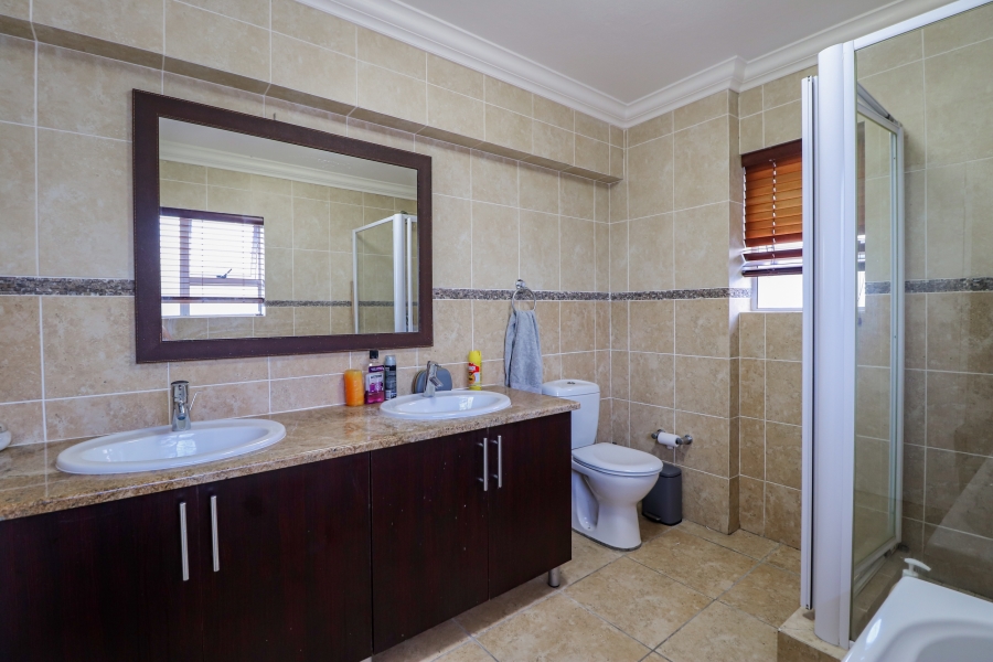 3 Bedroom Property for Sale in Rivonia Gauteng