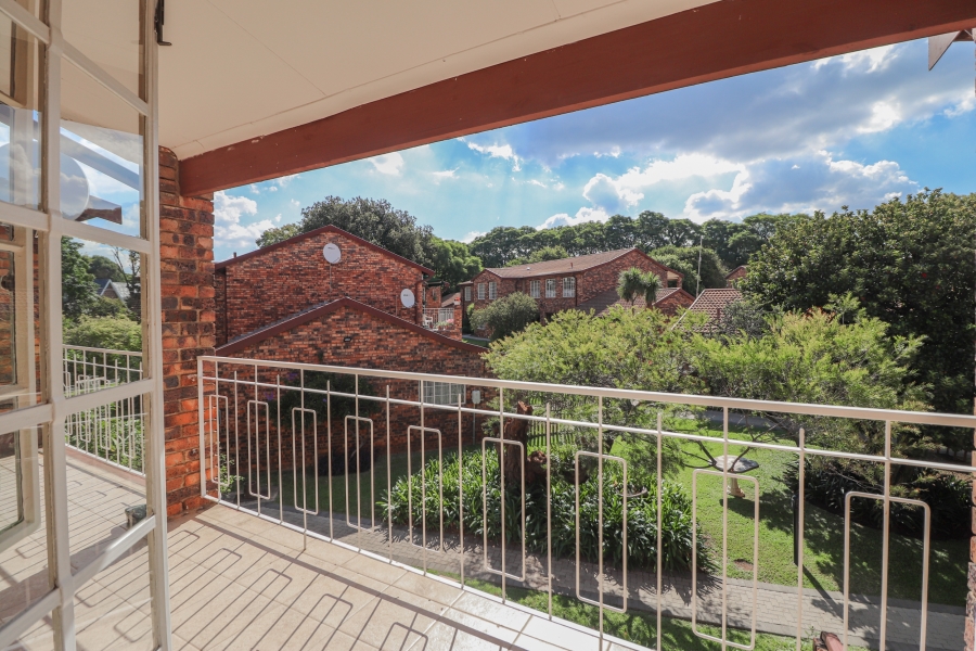 2 Bedroom Property for Sale in Bryanston Gauteng